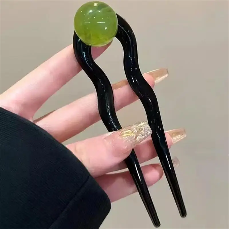Pearl U-shaped hair stick hairpin